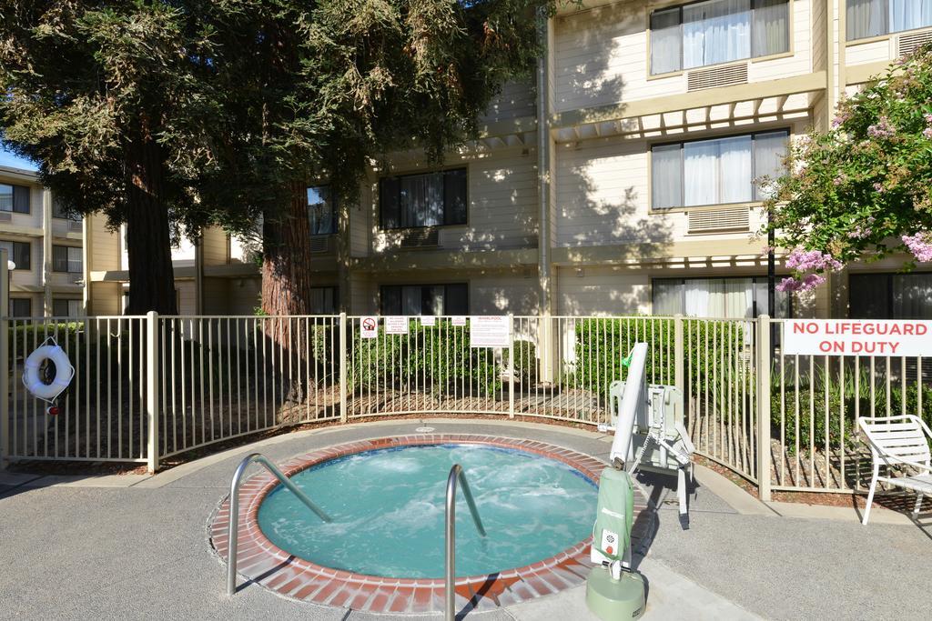 Hawthorn Suites Sacramento Exterior foto