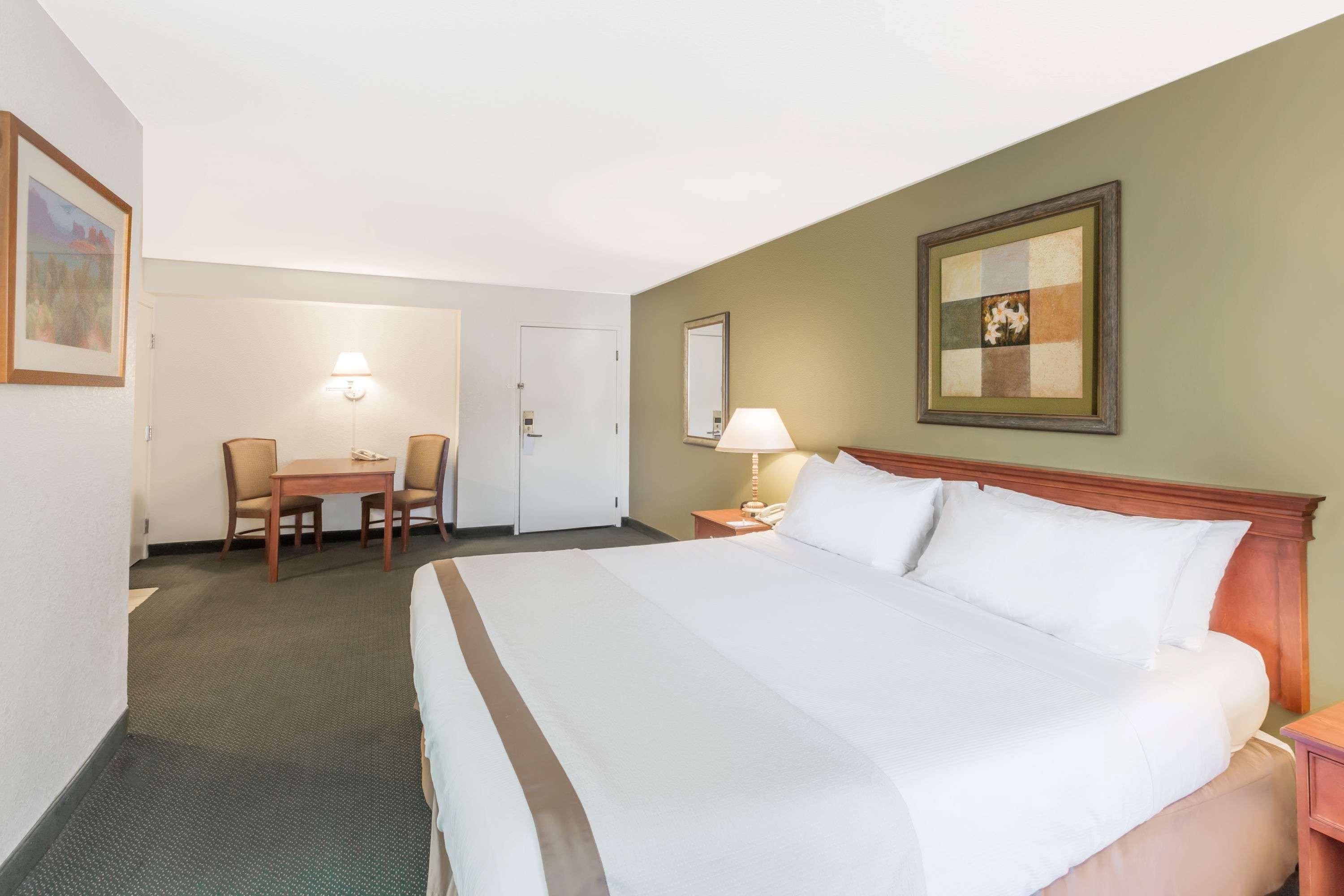 Hawthorn Suites Sacramento Exterior foto